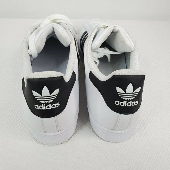Adidas Originals Men\'s Superstar Sneaker 19 US main image 5